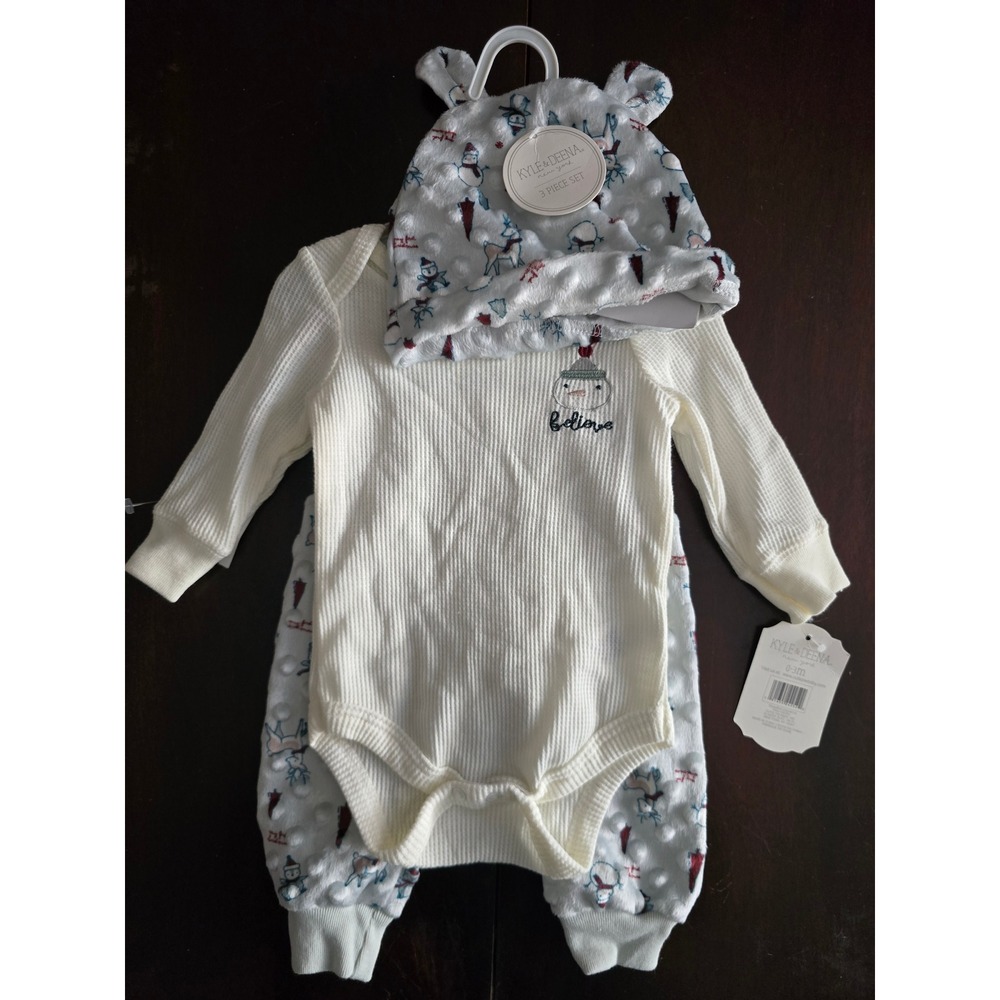 NWT Kyle & Deena Baby 3 PC Holiday Set 0-3M Snowman Reindeer Minky Bodysuit Hat
